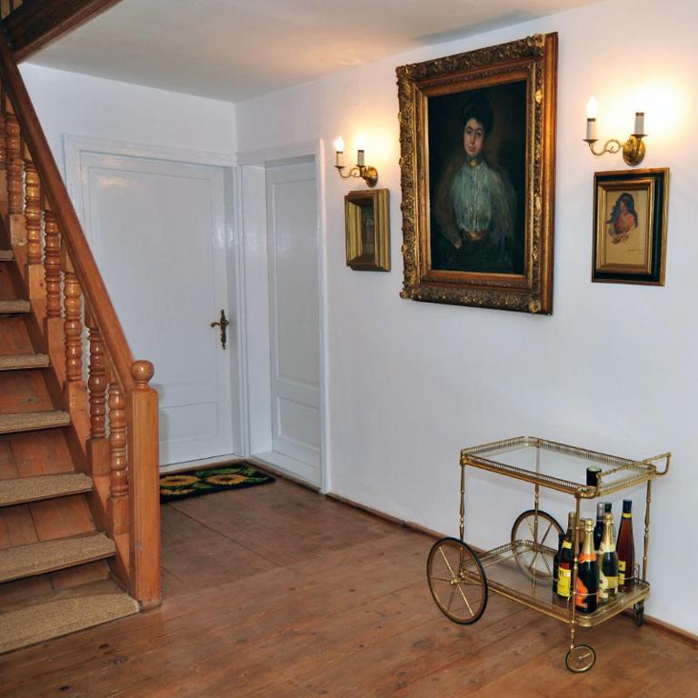 Bed & Breakfast Popamuseum Tarpesti Strada Muzeului Nr 28 Tîrpeşti Exterior foto