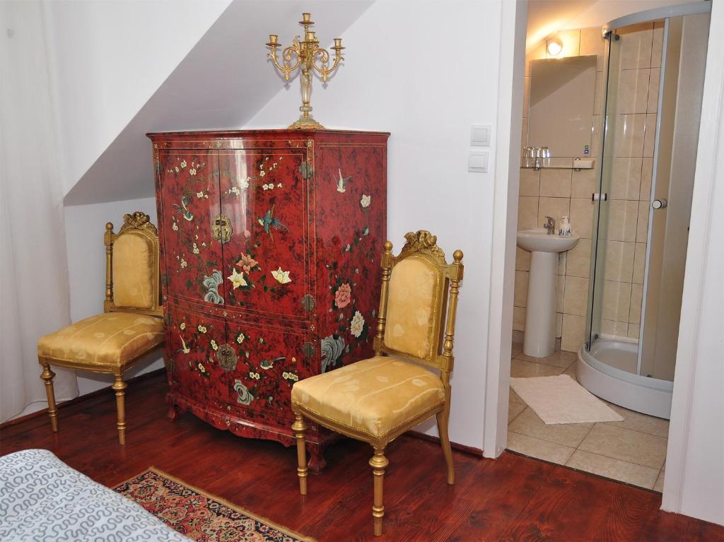 Bed & Breakfast Popamuseum Tarpesti Strada Muzeului Nr 28 Tîrpeşti Zimmer foto